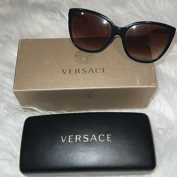 Accessories | Preloved Versace Sunglasses Case Luxury Style  display picture 1